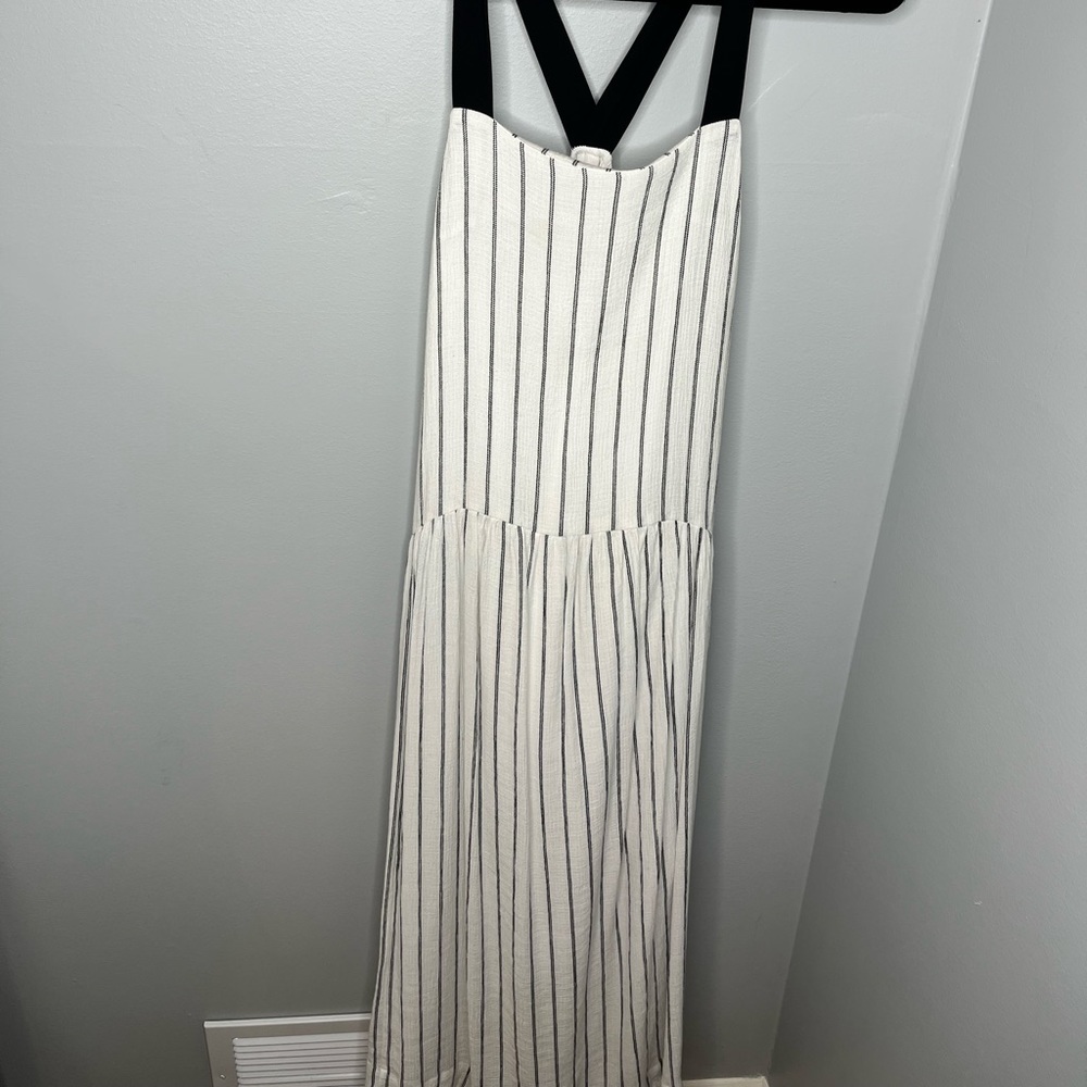 Black and white summer dress